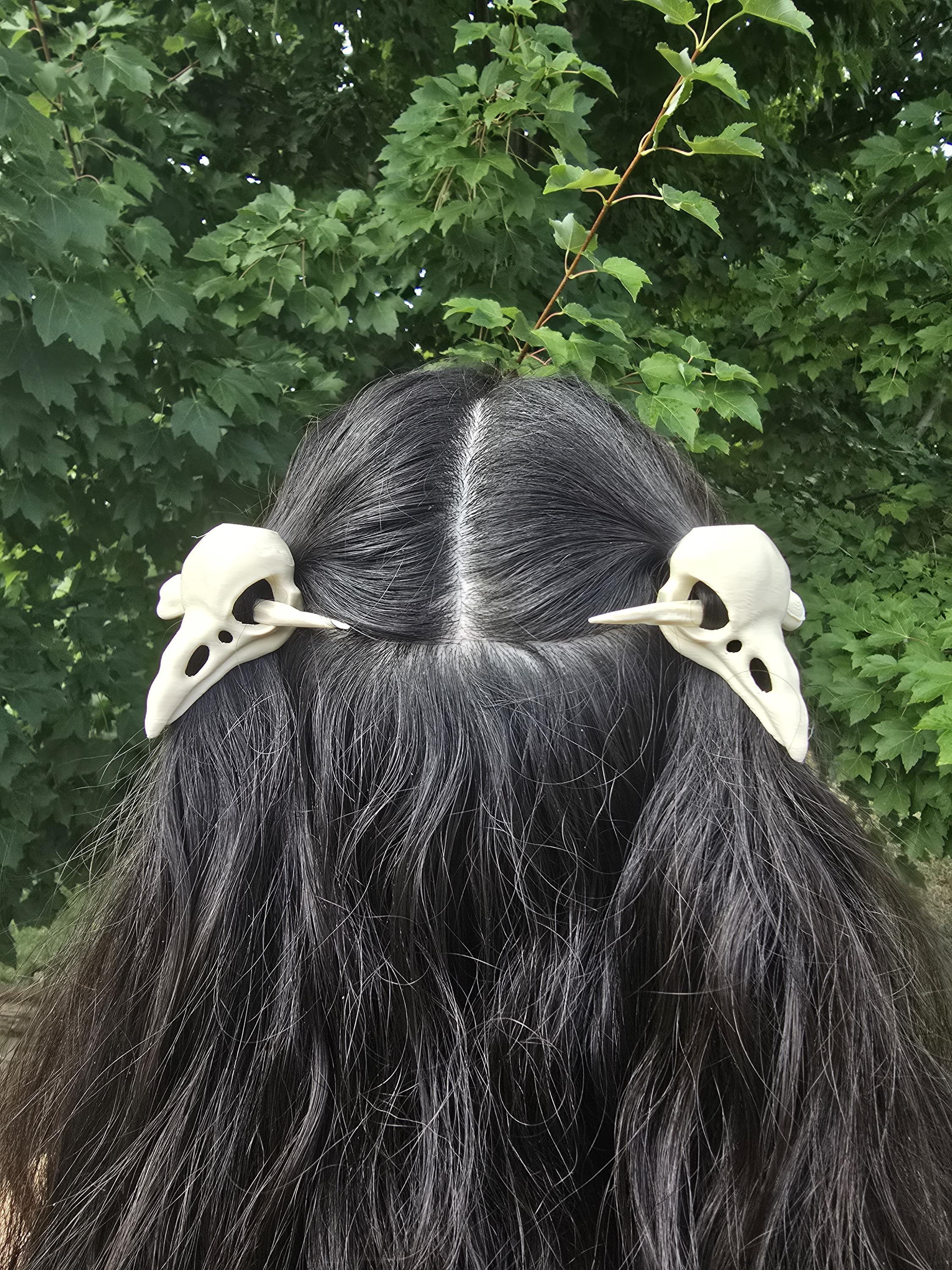 3D Printed Raven Skull Hair Pins: Gothic Fantasy Hair Accessories
